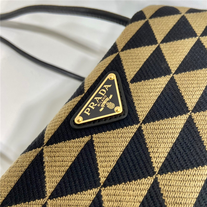 PRADA  프라다 자수 패브릭 스몰 백 1BA368