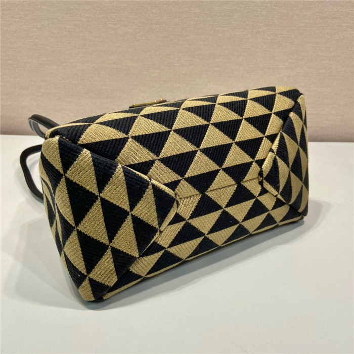 PRADA  프라다 자수 패브릭 스몰 백 1BA368