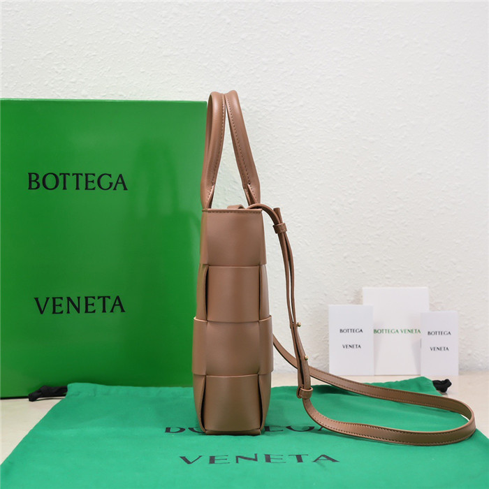 BOTTEGA VENETA   보테가베네타 미니 토트백 B66880