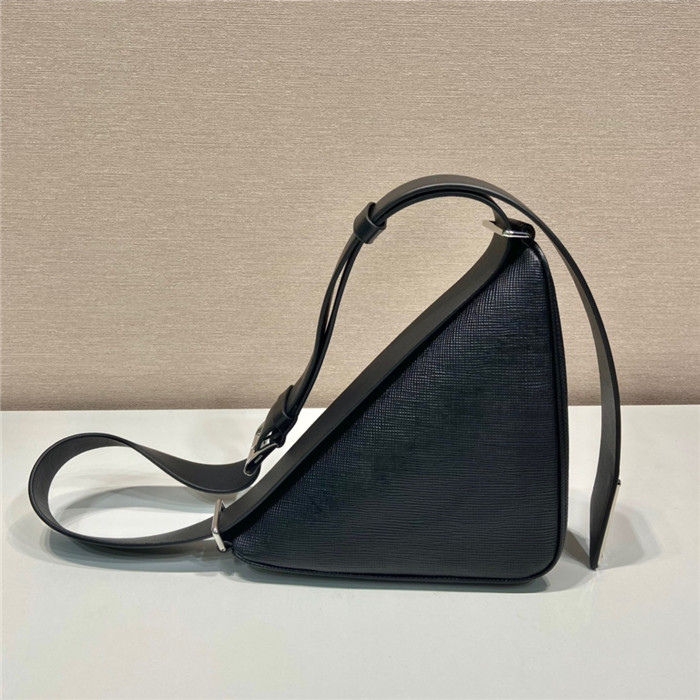 PRADA 프라다 레더 벨트백 2VL039