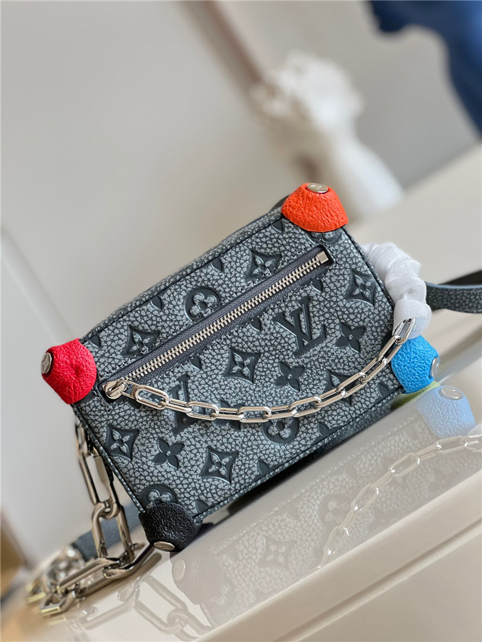 Louis Vuitton 루이비통 미니 소프트 트렁크 M81606