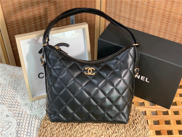 Chanel  샤넬 호보백 AS3379