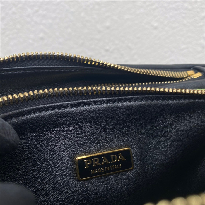 PRADA 프라다 트라이앵글 가죽 패브릭 미니 숄더백 1BC176