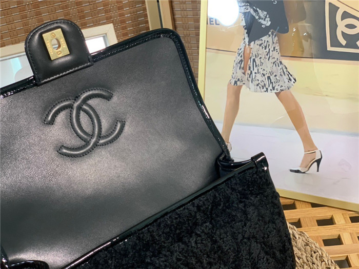 Chanel 샤넬 탑핸들 플랩 백 AS3653