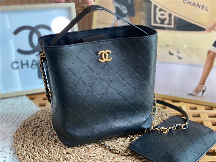 Chanel 샤넬 버킷백 AS3452