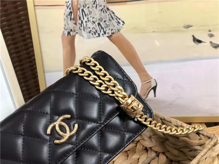 Chanel 샤넬 미니 플랩백 16CM AS8122