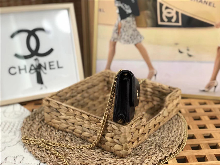 Chanel 샤넬 미니 플랩백 16CM AS8122