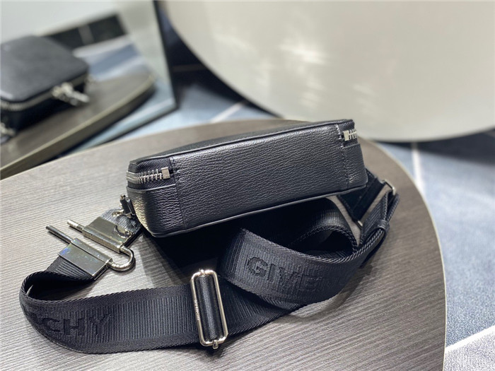 GIVENCHY 지방시 카메라백 G82221
