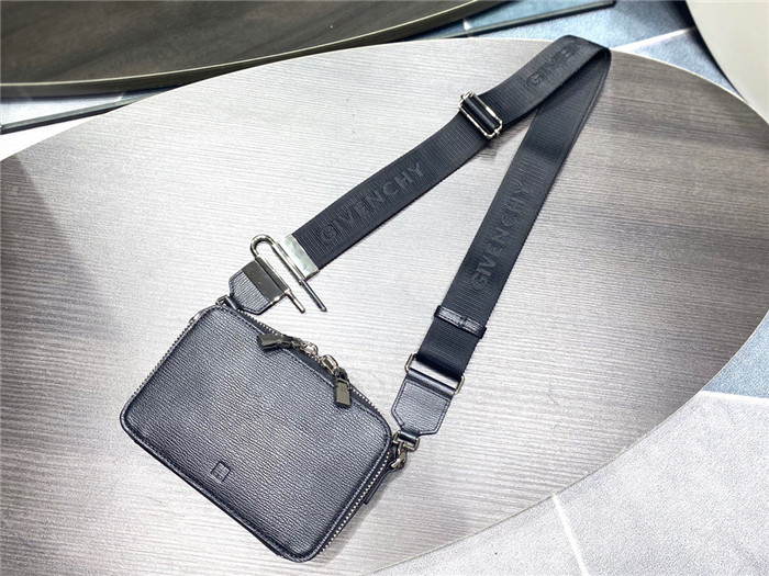 GIVENCHY 지방시 카메라백 G82221