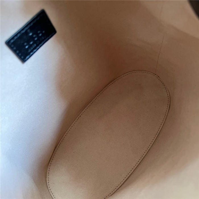 Gucci 구찌 디아나 스몰 버킷 숄더백 724652