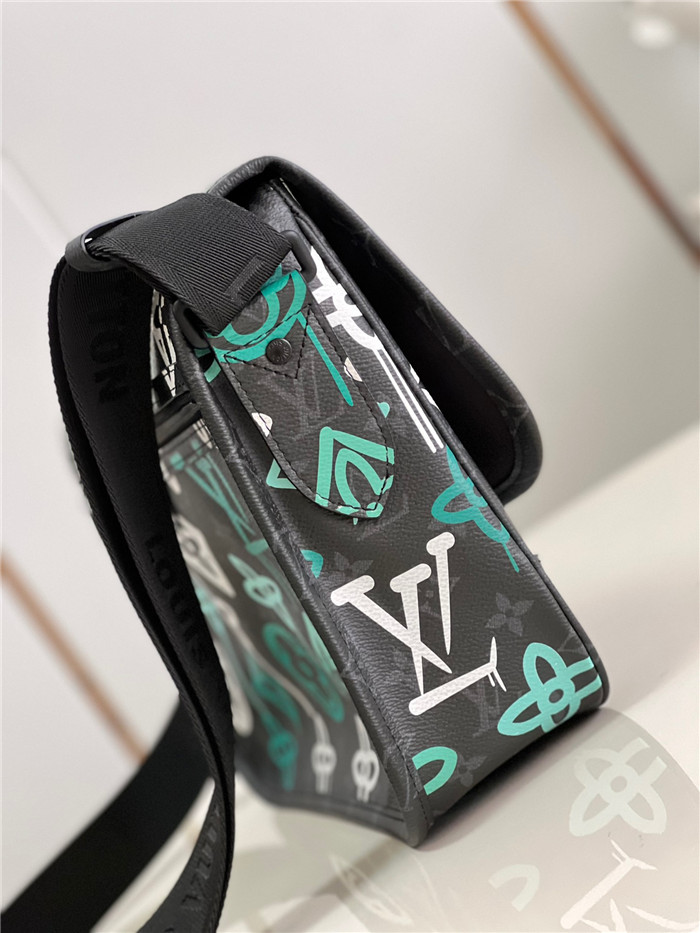 Louis Vuitton 루이비통 아치 메신저 MM M21394