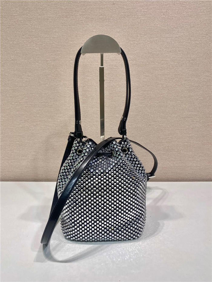 Prada 프라다 크리스털 장식 새틴 스몰 버킷백 1BE067
