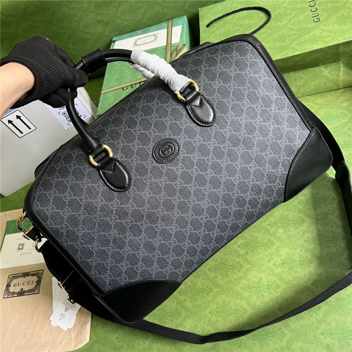 Gucci 구찌 수프림 인터로킹 G 더플백 696014
