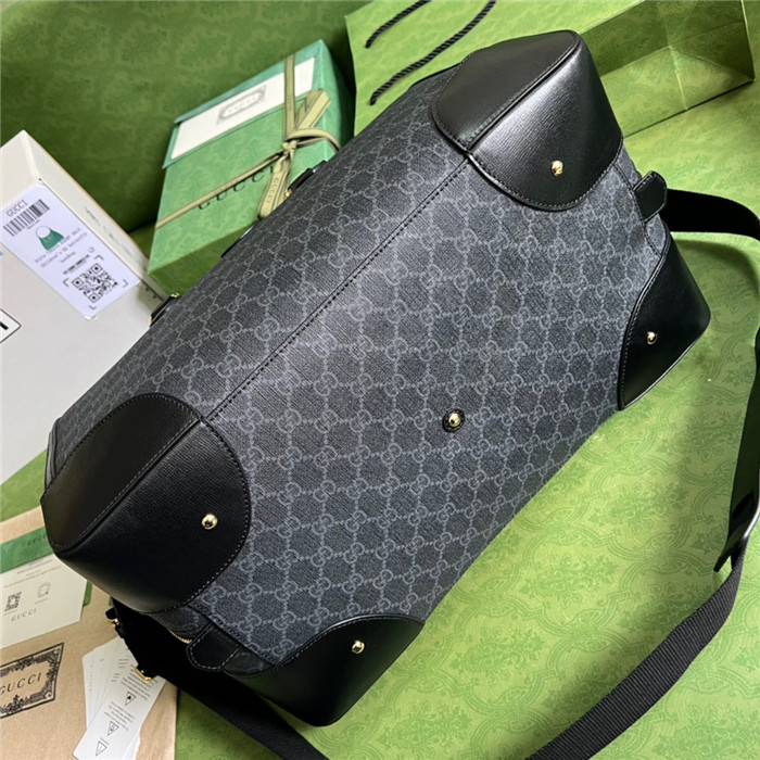 Gucci 구찌 수프림 인터로킹 G 더플백 696014