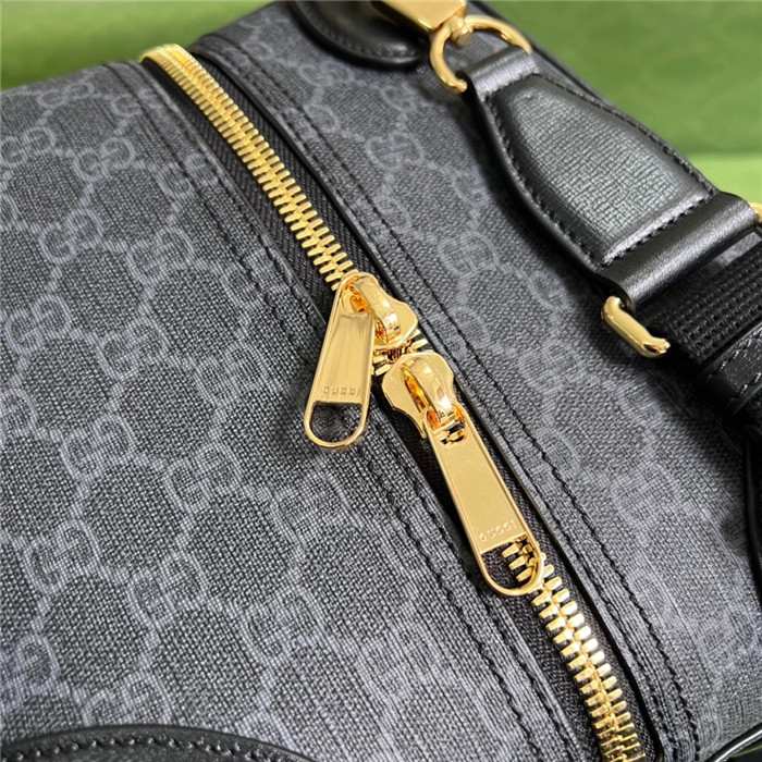 Gucci 구찌 수프림 인터로킹 G 더플백 696014
