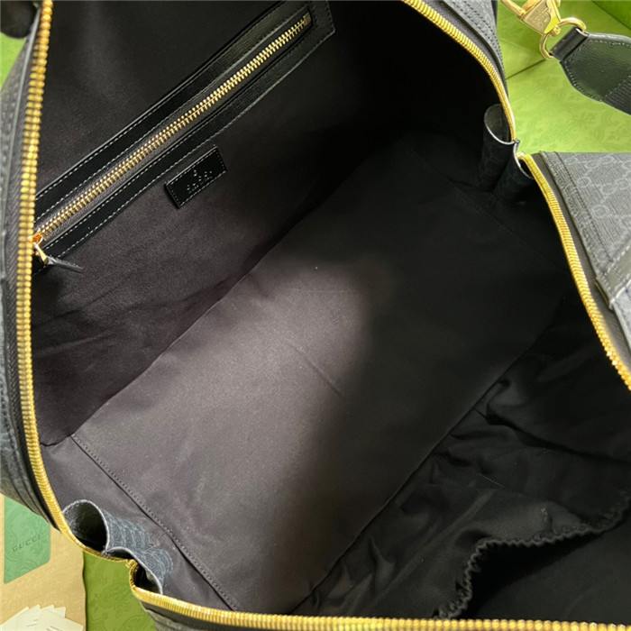 Gucci 구찌 수프림 인터로킹 G 더플백 696014
