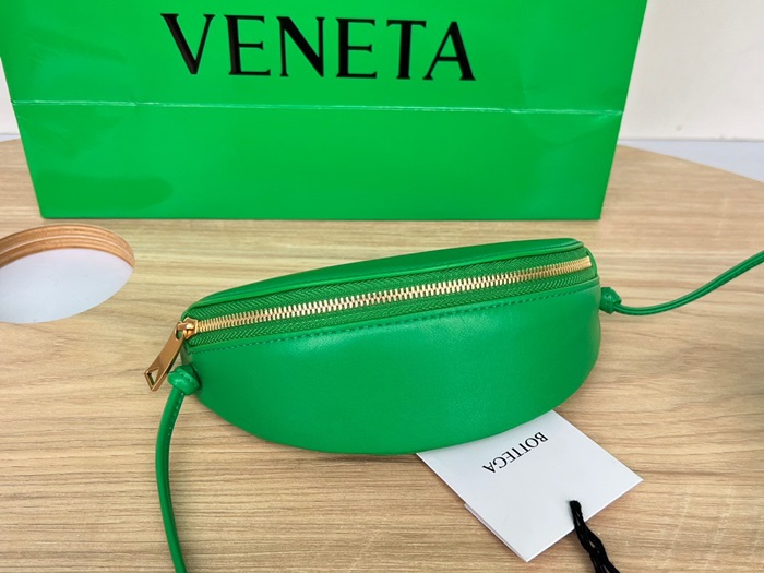 Bottega Veneta 보테가베네타 크로스백  bv16x