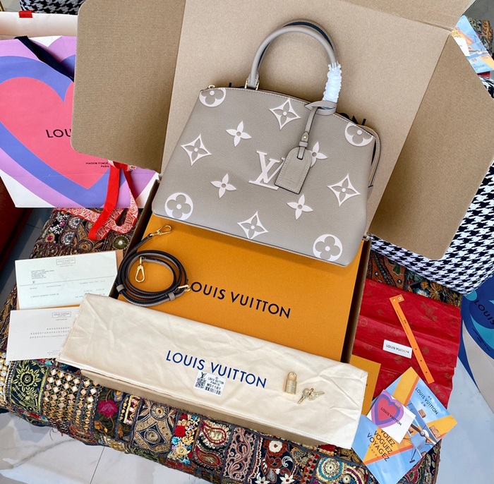 Louis Vuitton 루이비통 여성 크로스백 lv206x
