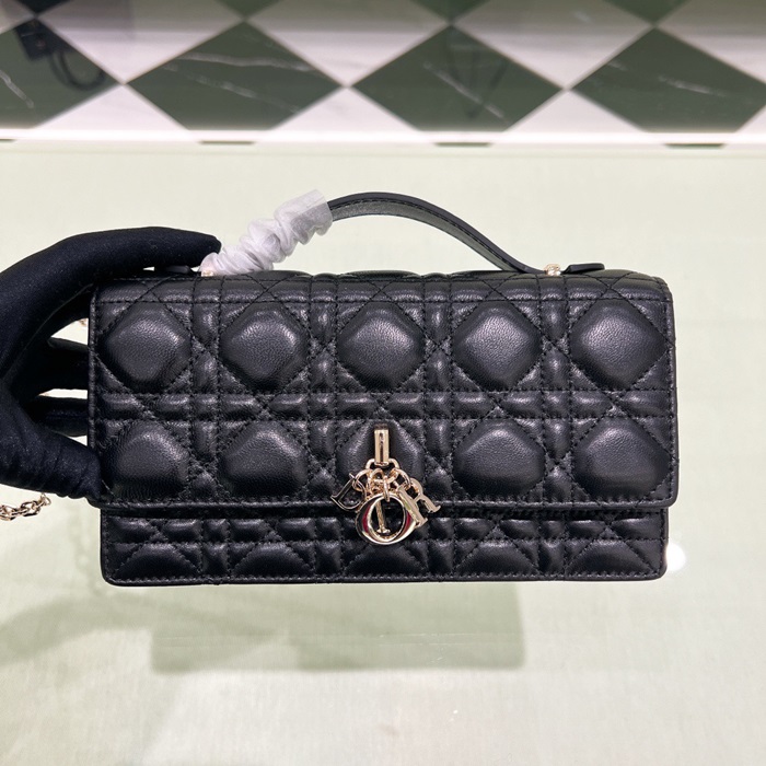 [블랙핑크 지수] DIOR 디올 MISS DIOR 탑 핸들 백