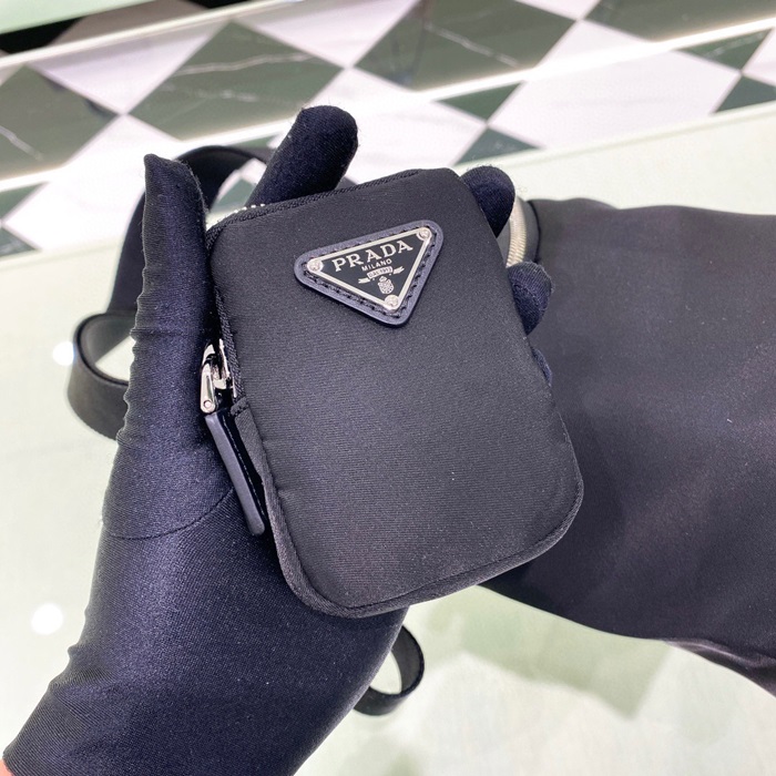 Prada  프라다 남성 블랙 크로스백 pr110x