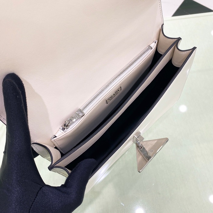 Prada 프라다 여성 숄더백 pr204x