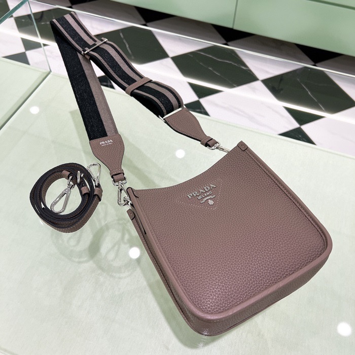 Prada  프라다 여성 숄더백 pr215x
