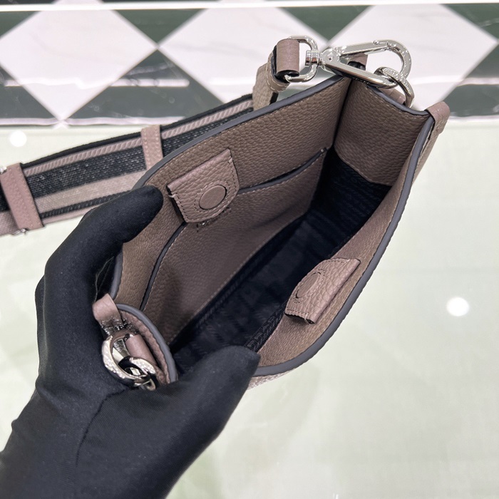 Prada  프라다 여성 숄더백 pr215x