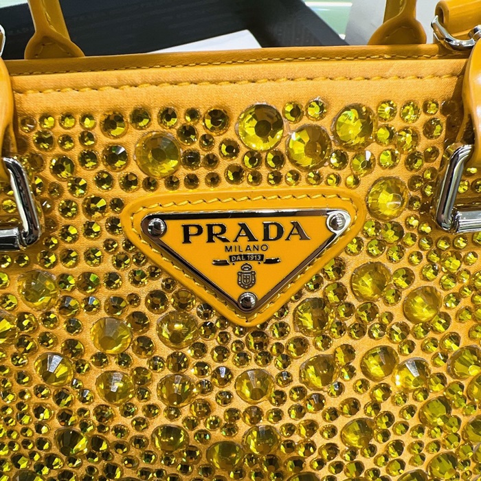 Prada 프라다 남성 크로스백 pr246x