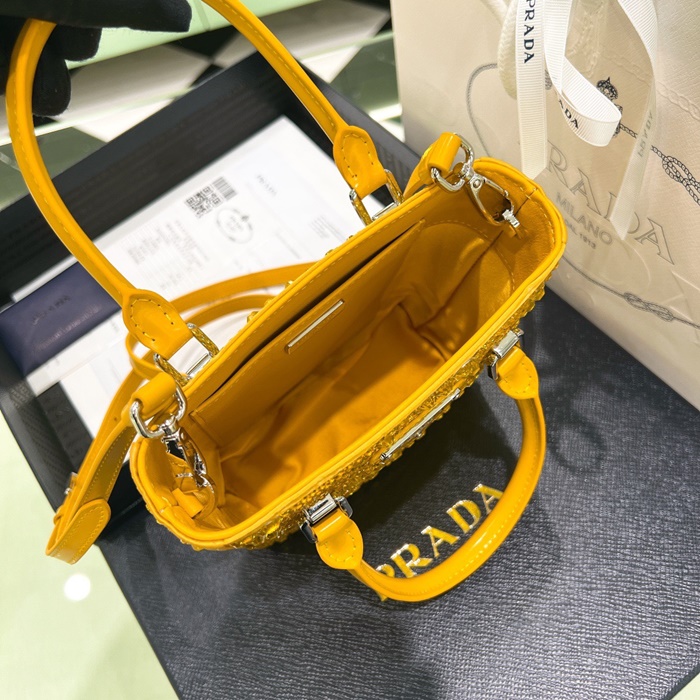 Prada 프라다 남성 크로스백 pr246x