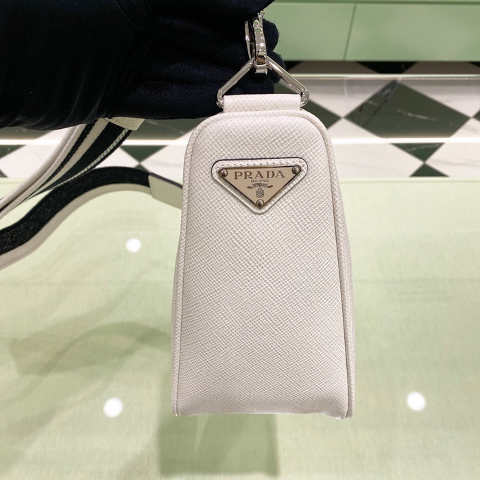 Prada 프라다 로스백  pr241x