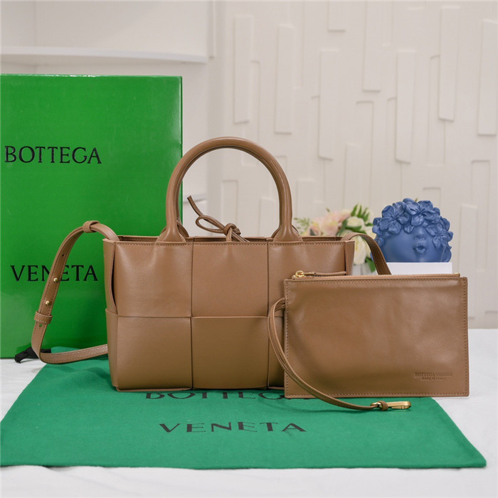  [원더걸스 안소희] Bottega Veneta 보테가 베네타 아르코 토트 미니백 BV989