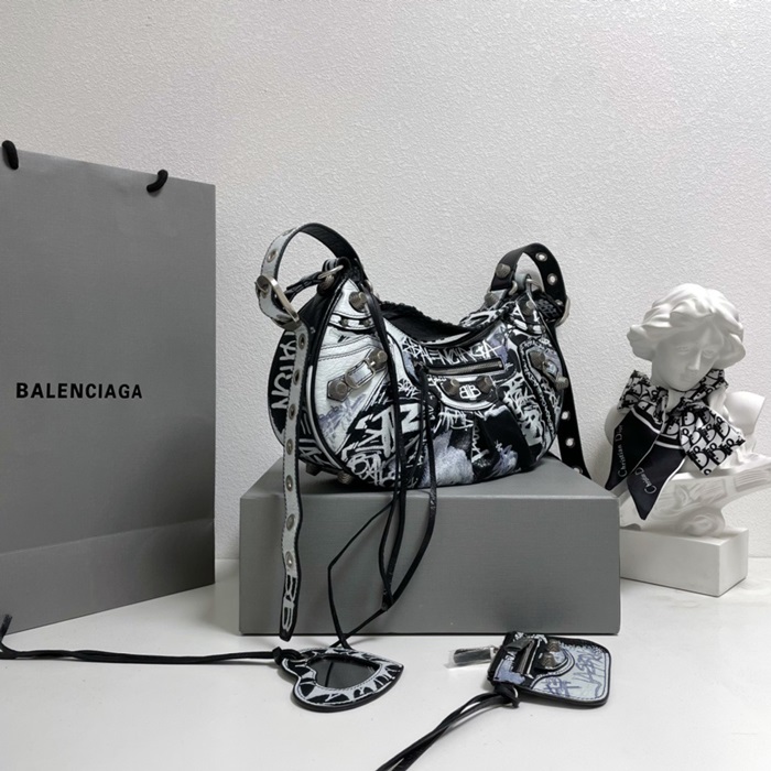 BALENCIAGA  발렌시아가 여성 블랙 숄더백 ba94x