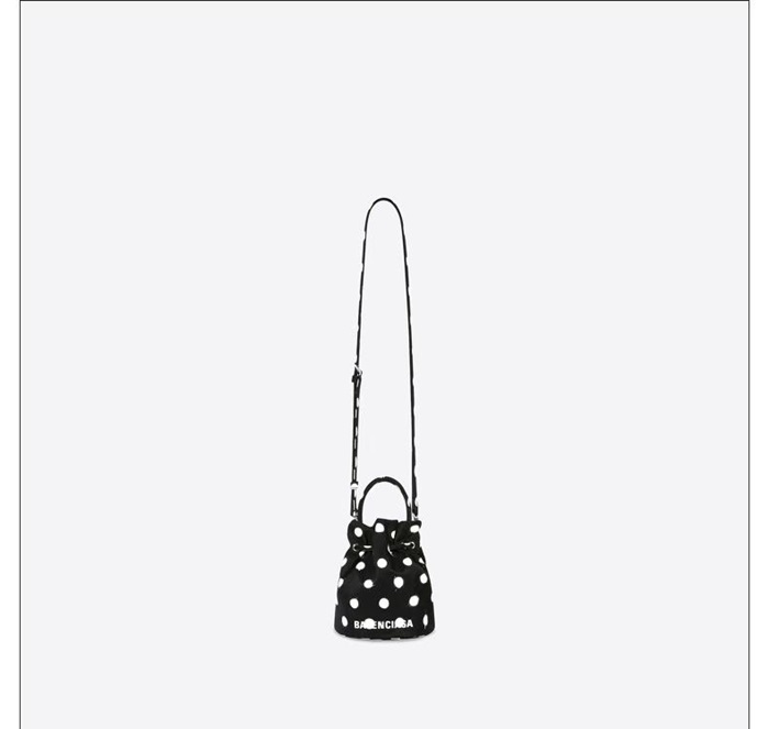 BALENCIAGA  발렌시아가 여성 버킷백  ba97x