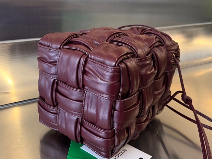 Bottega Veneta 보테가베네타 여성  버킷백  bv27x