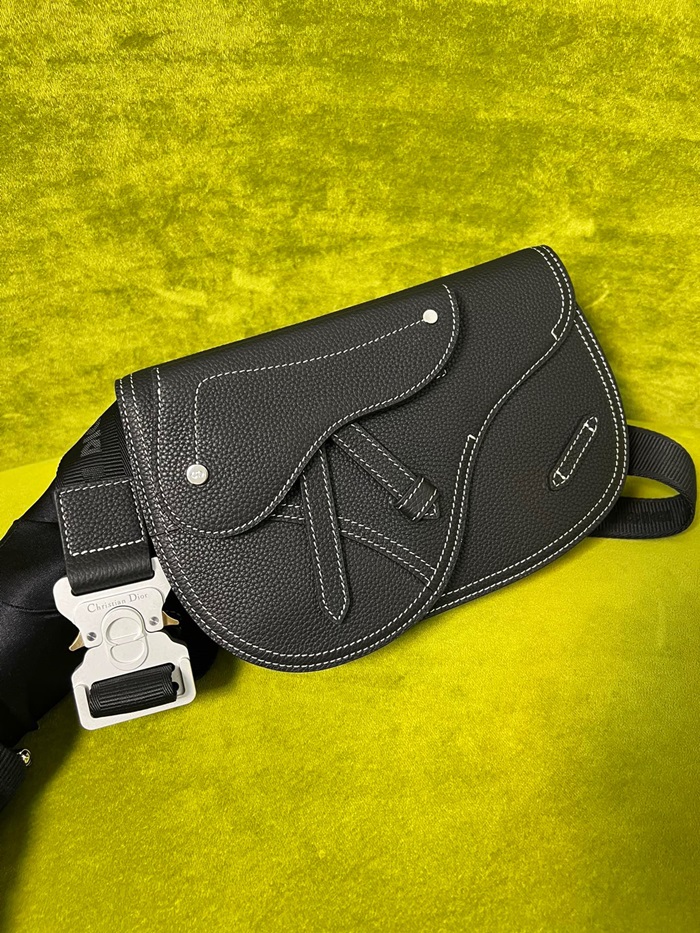 Dior  디올 남성 블랙 크로스백 di192x