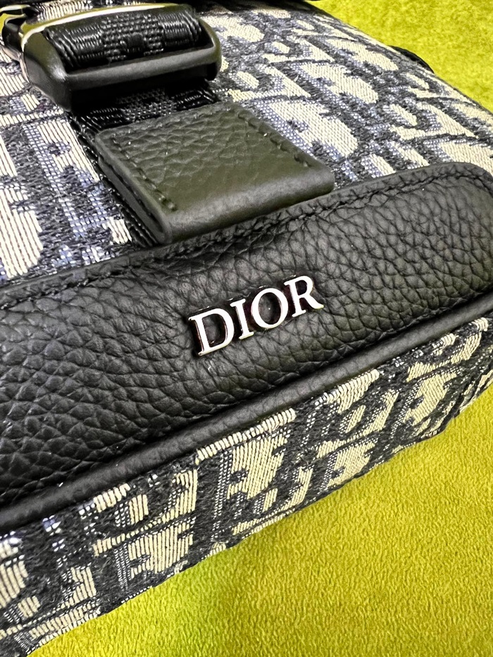 Dior 디올 남성 블랙 크로스백  di193x