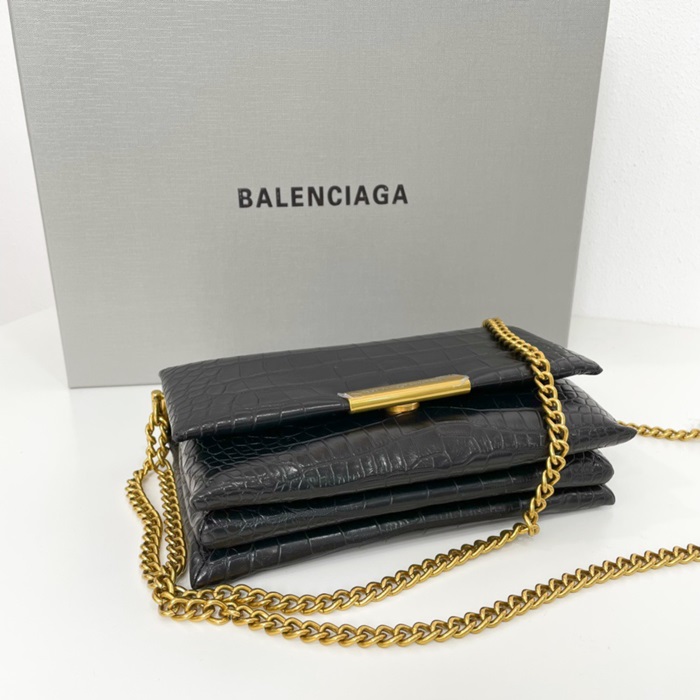 BALENCIAGA  발렌시아가 숄더 백 ba121x