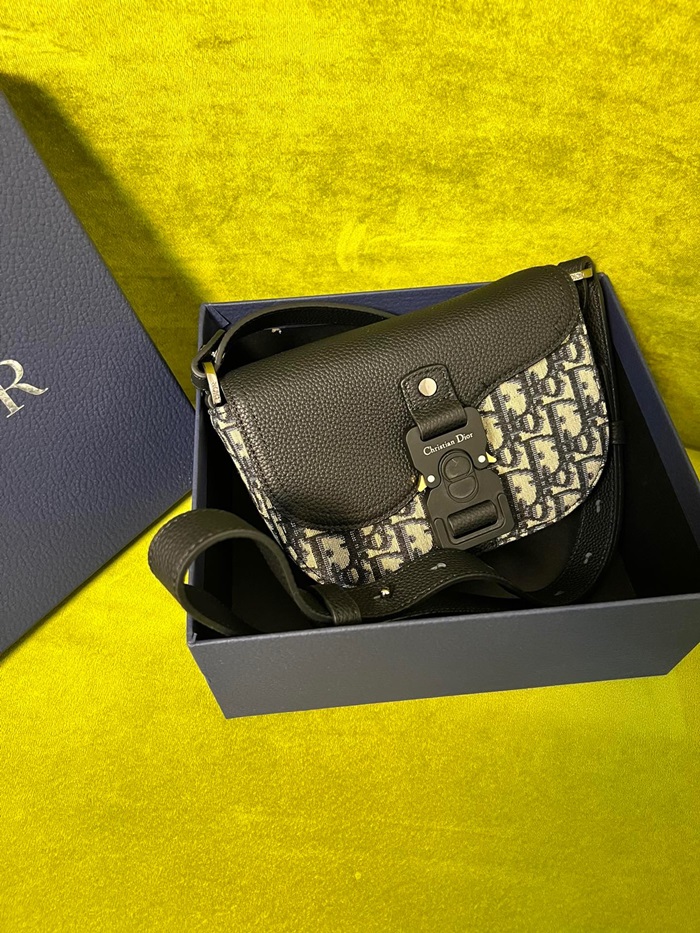 Dior  디올 남성 크로스백 di196x
