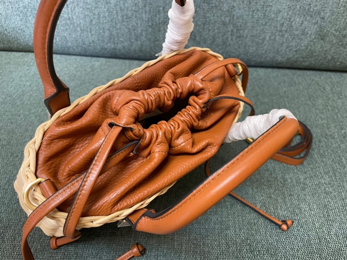 Valentino    발렌티노 여성 VLogo 베이지 토트백 val319x