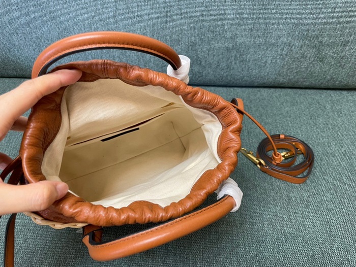 Valentino    발렌티노 여성 VLogo 베이지 토트백 val319x