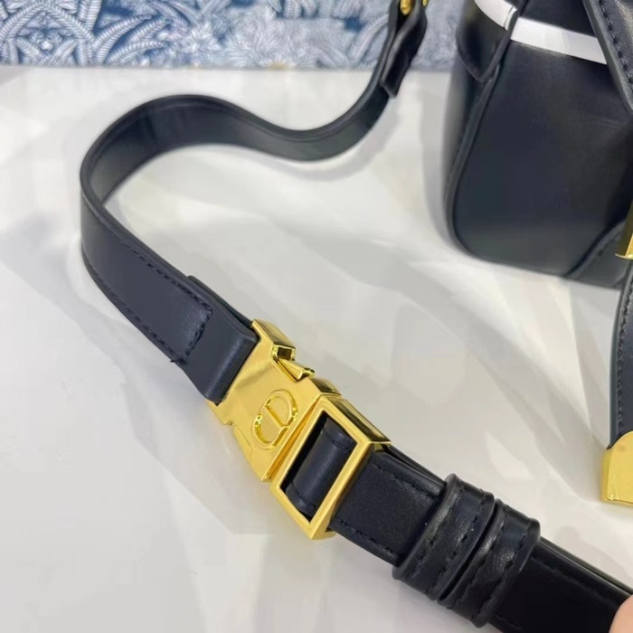 Dior   디올 CAMP 스몰 백
