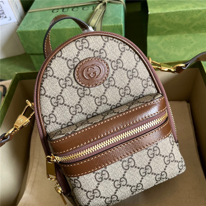 GUCCi  구찌 수프림 인터로킹 멀티 펑션 숄더백 725654