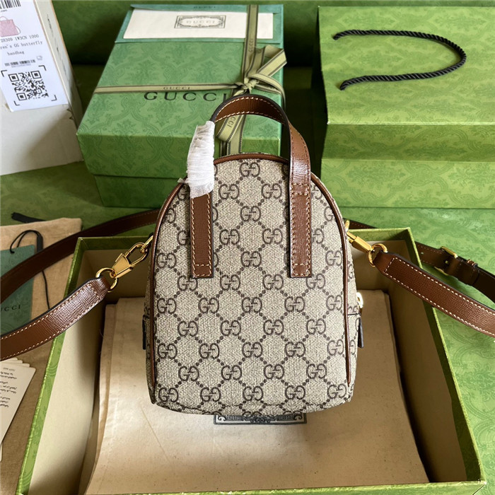 GUCCi  구찌 수프림 인터로킹 멀티 펑션 숄더백 725654