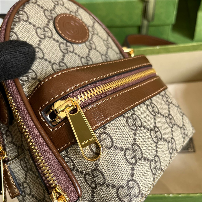 GUCCi  구찌 수프림 인터로킹 멀티 펑션 숄더백 725654