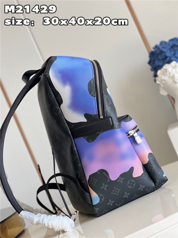 LOUIS VUITTON  루이비통 디스커버리 백팩 느와 M21429