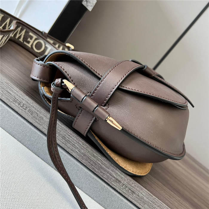 Loewe    로에베 스몰 게이트백 L63010