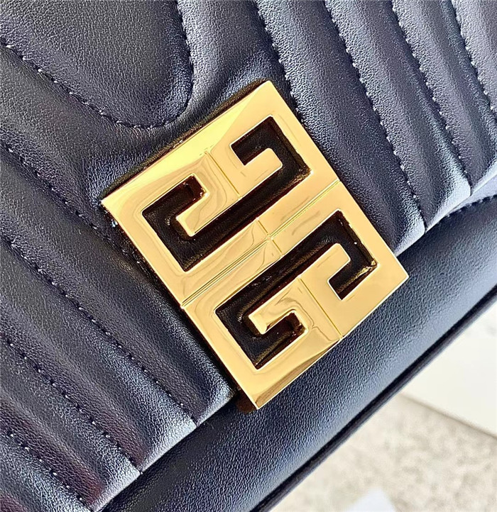 Givenchy  지방시 4G 소프트 숄더백 G50170
