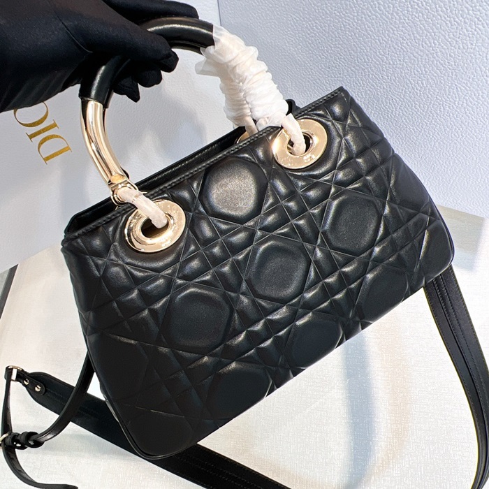 Dior  디올 여성 레이디백