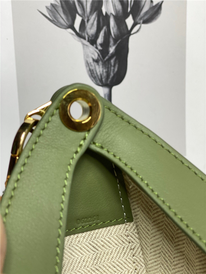 Loewe 로에베 루나백 L7080