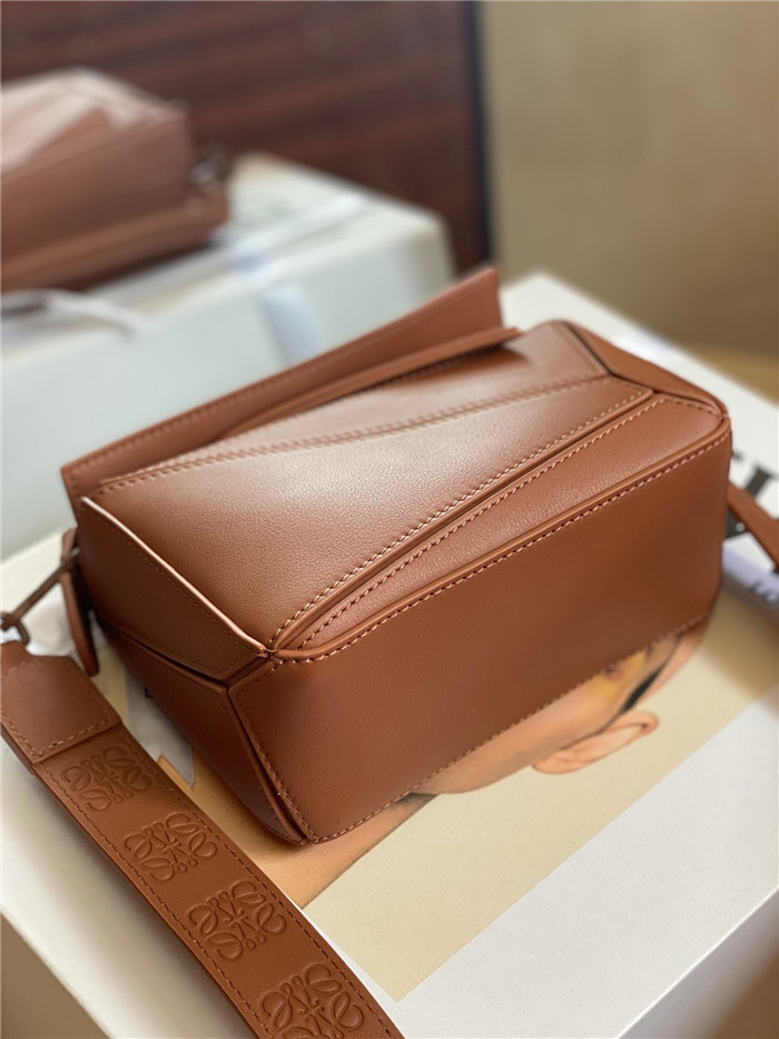 Loewe 로에베 퍼즐백 미니 L01811
